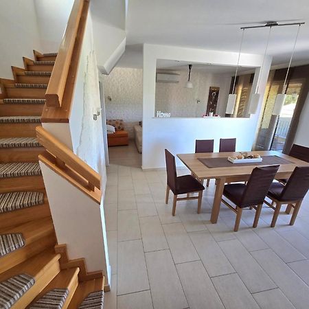 Villa Danica Labin  Buitenkant foto